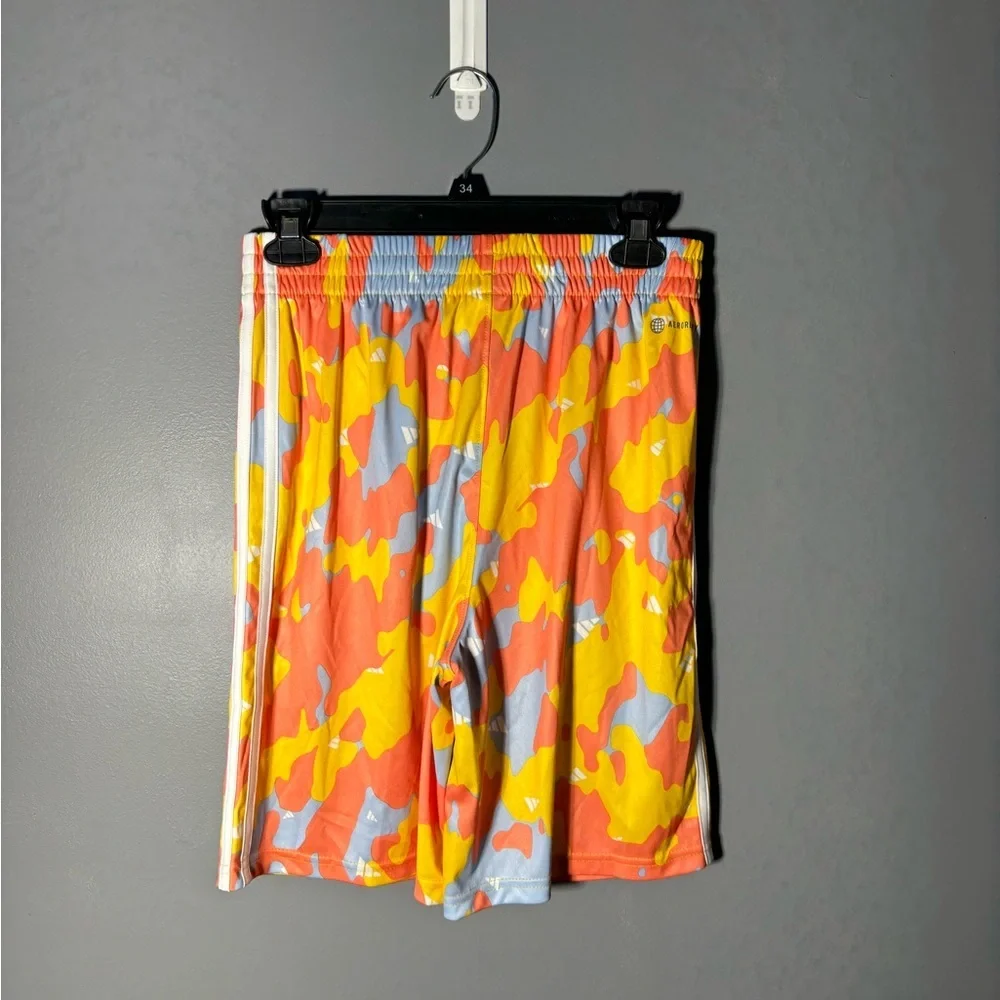 Adidas Boys AEROREADY Elastic Waistband Camo Shorts Size Large